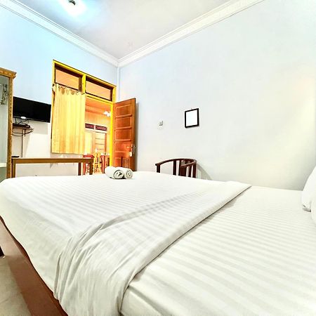 Wisma Mutiara Паданг Экстерьер фото